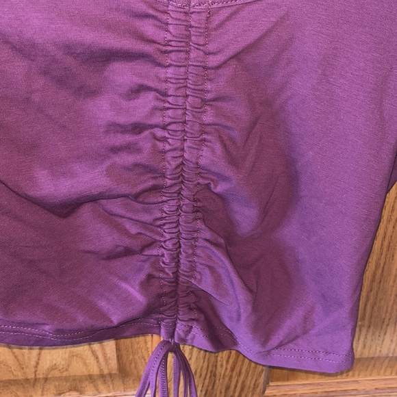 Maroon stretchy draw shirt - Picture 4 of 4